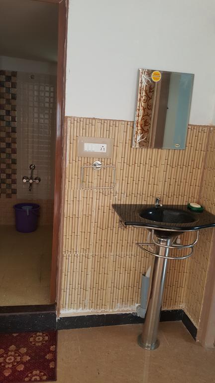 Hill Side Estate Apartment Мадикери Екстериор снимка